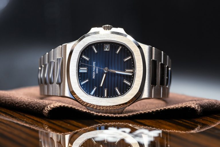 fake-patek-philippe-nautilus-5811-auction