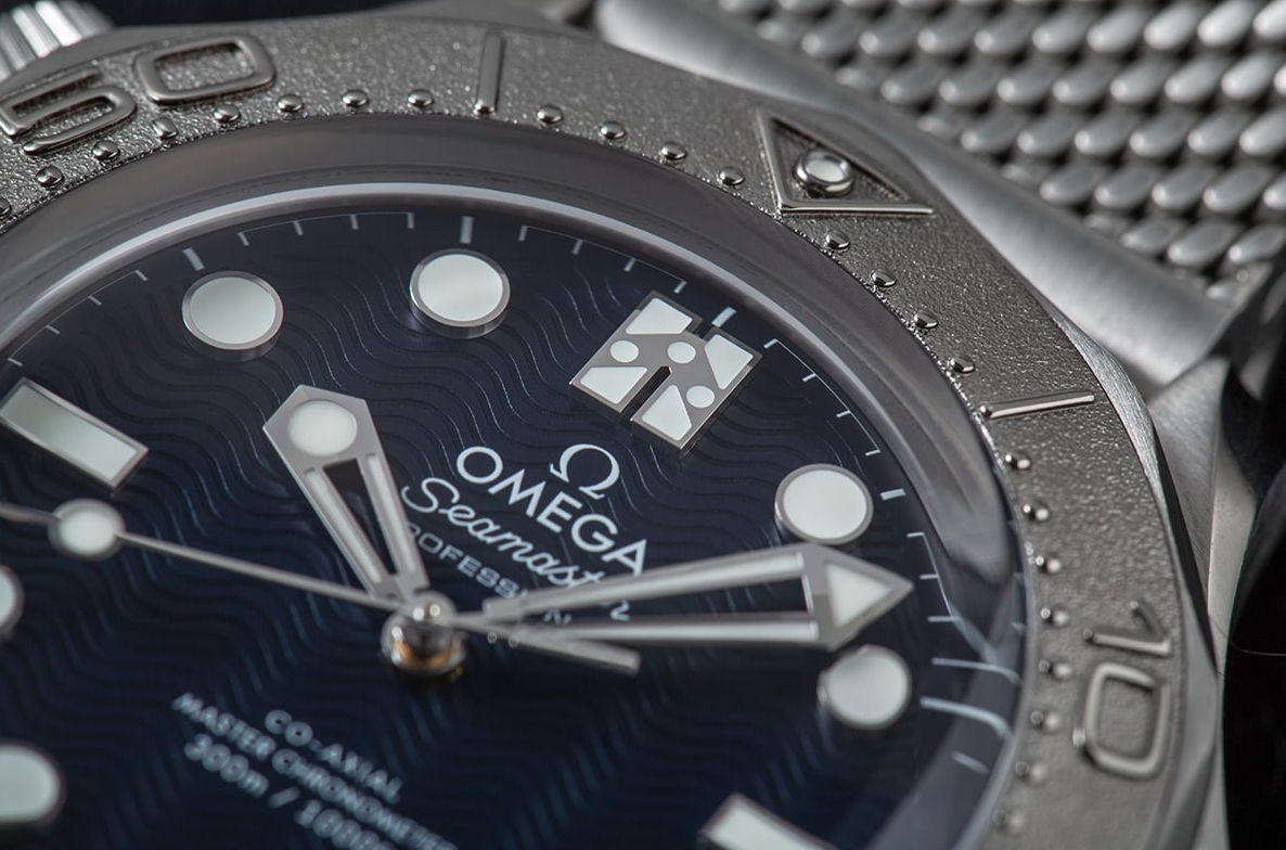 Omega Seamaster Bond replica watch blue dial and bezel detail