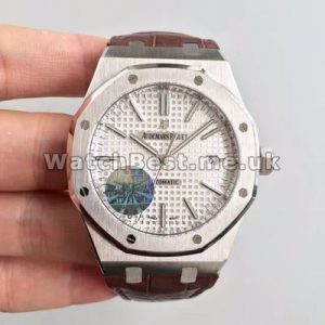 Graceful White Dials Audemars Piguet Royal Oak Copy Watches With Sturdy Steel Cases